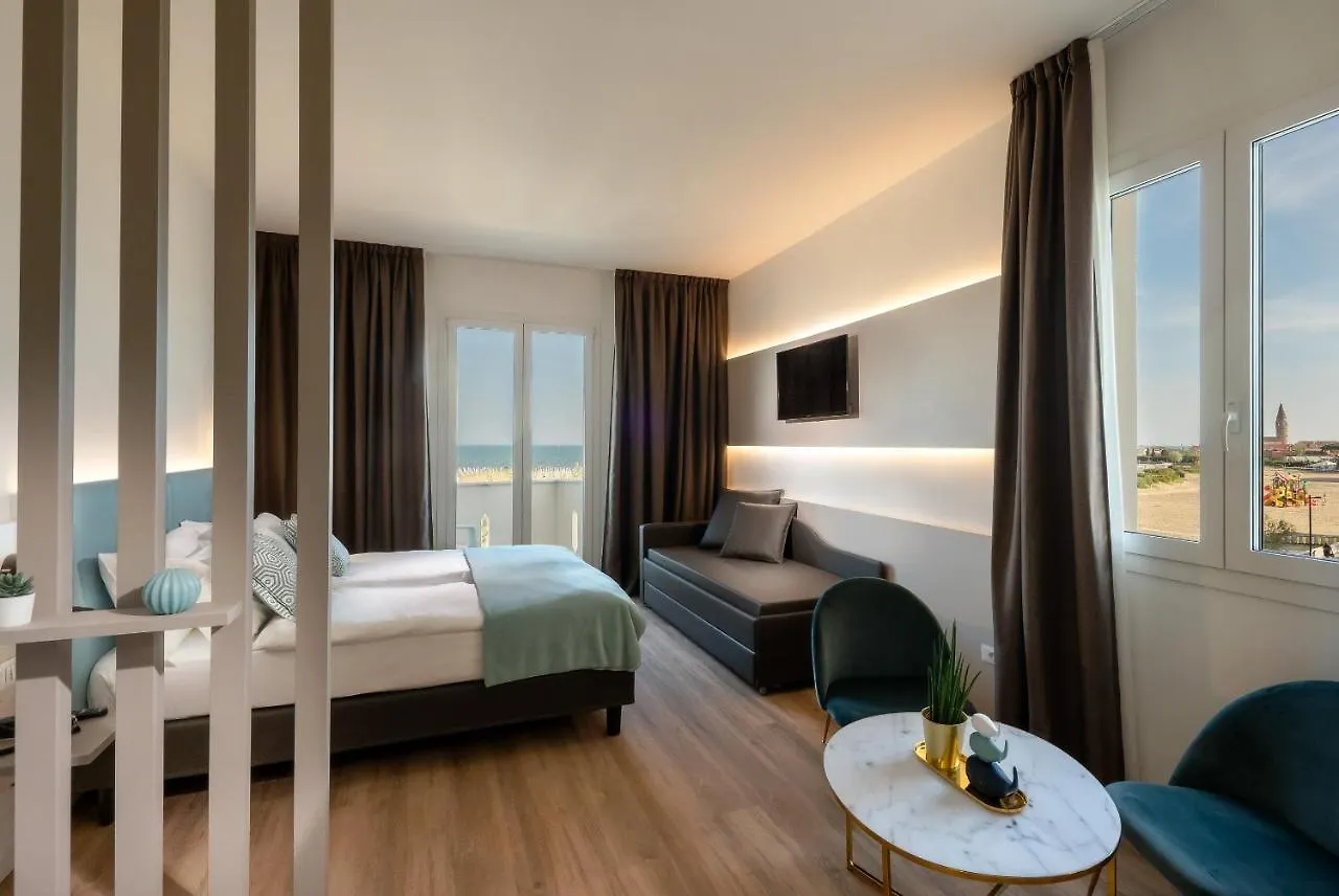 Hotel Delfino Caorle 3*,  Itálie